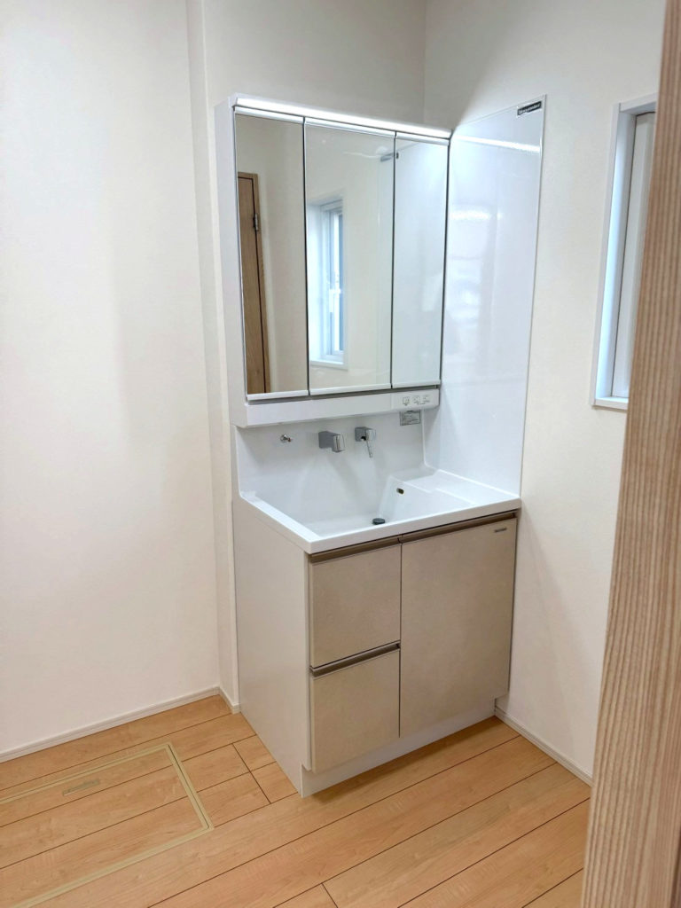 洗面化粧台　キッチンパネル